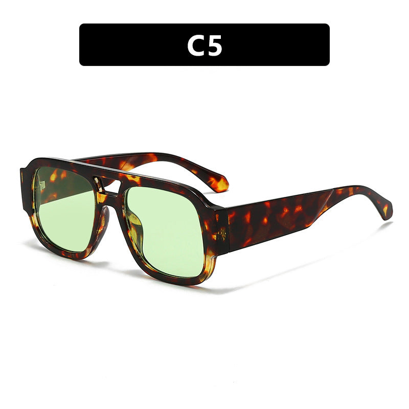 Ladies modern sunglasses in elegant rectangular design Stornfield