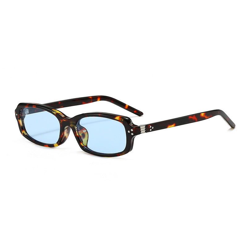 Retro-Inspired Rectangle Frame Glasses Stornfield