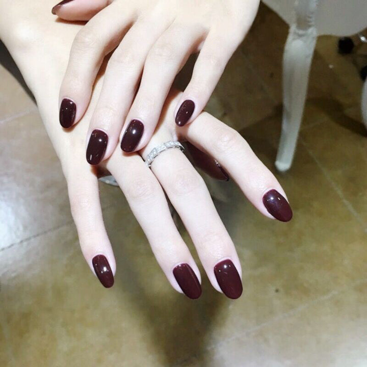 Elegant Glossy Press-On Nail Tips Stornfield