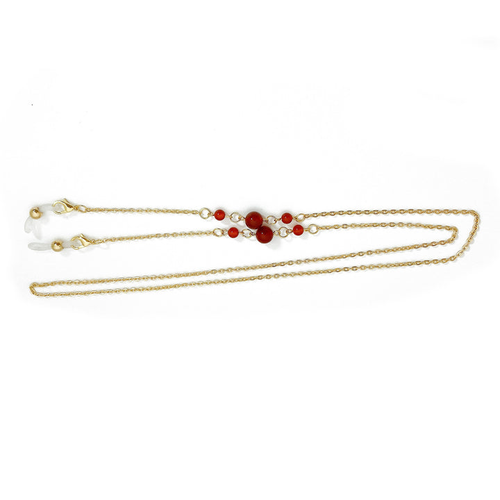 Elegant jewelry holder chain with red accents Stornfield