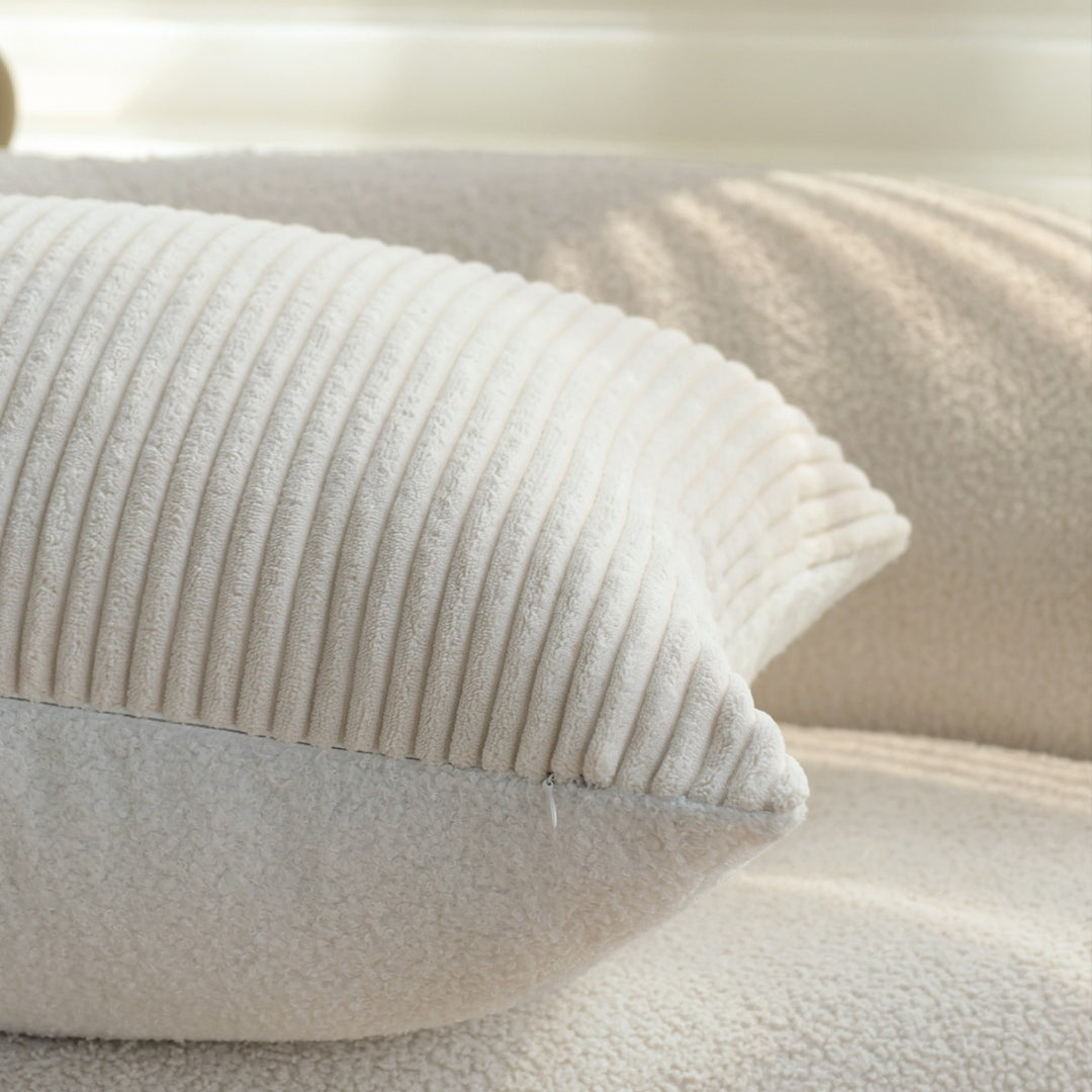 Rectangular corduroy cushion cover with a fine ribbed structure and teddy inner side Stornfield