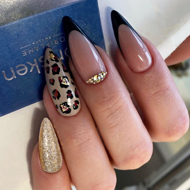 Artificial Nail Set with Various Designs Stornfield