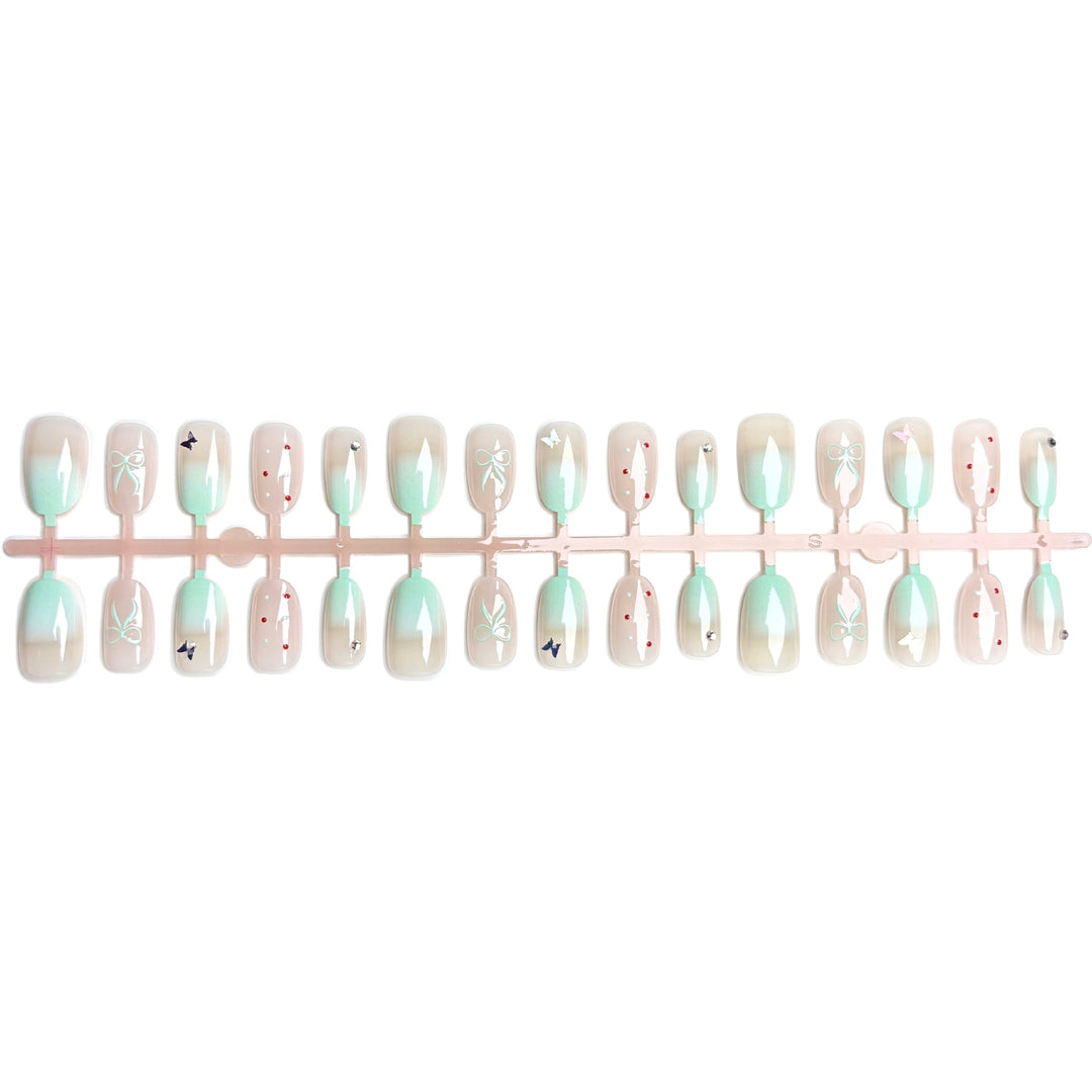 Elegant Floral Press-On Nail Set