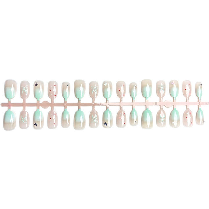 Elegant Floral Press-On Nail Set