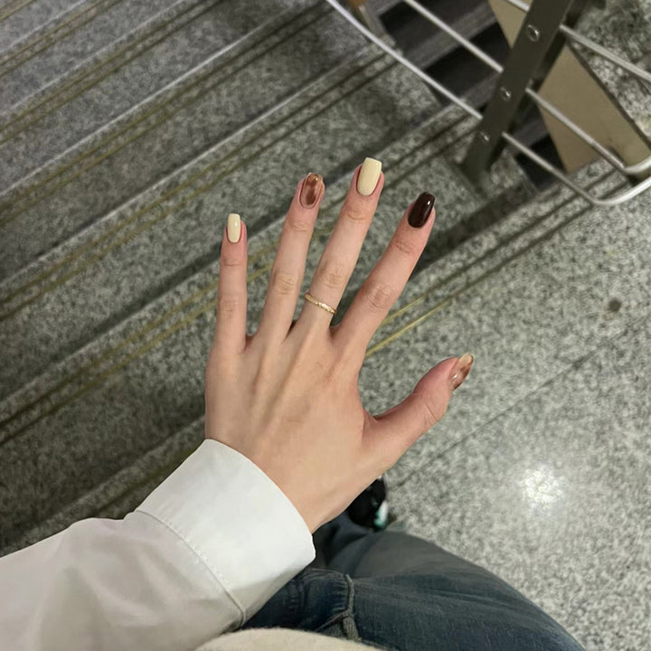 Artistic Press-On Nails with Marble Effect Stornfield