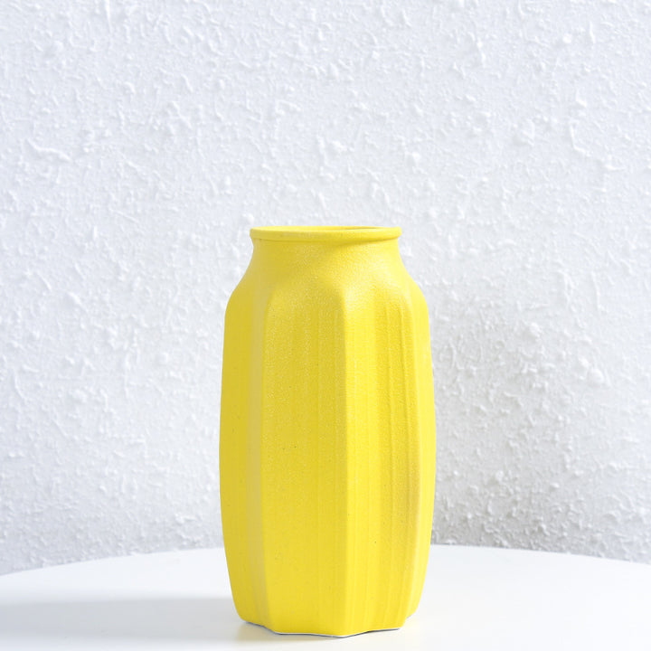 Textured Ceramic Floral Vase Stornfeild