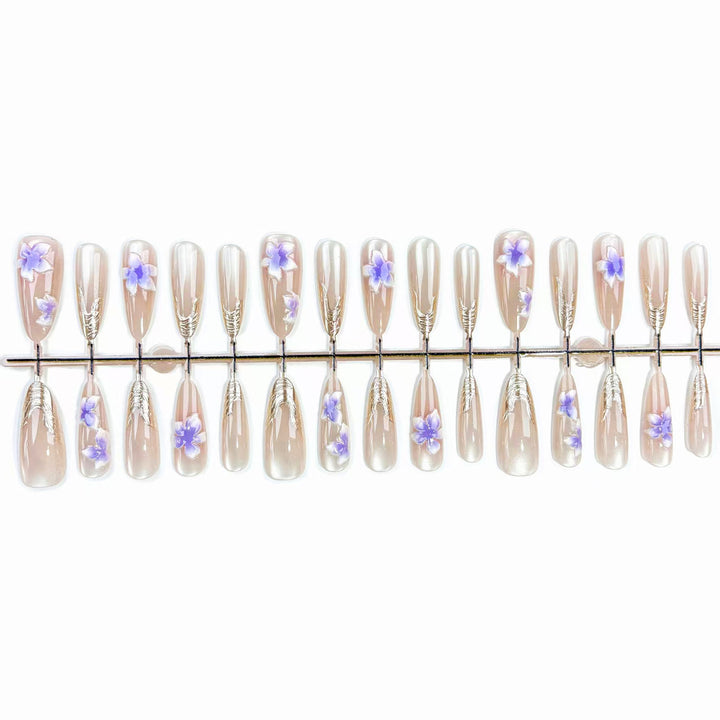 Artistic Floral-Embellished Press-On Nails Set