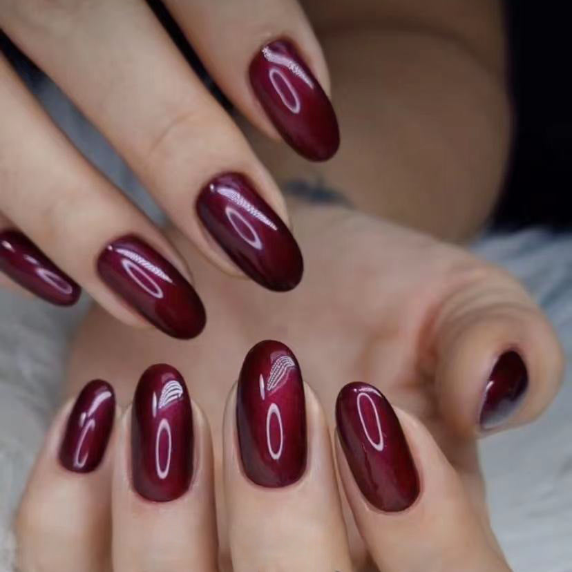 Luxury Glossy Almond-Shaped Press-On Nails Stornfield