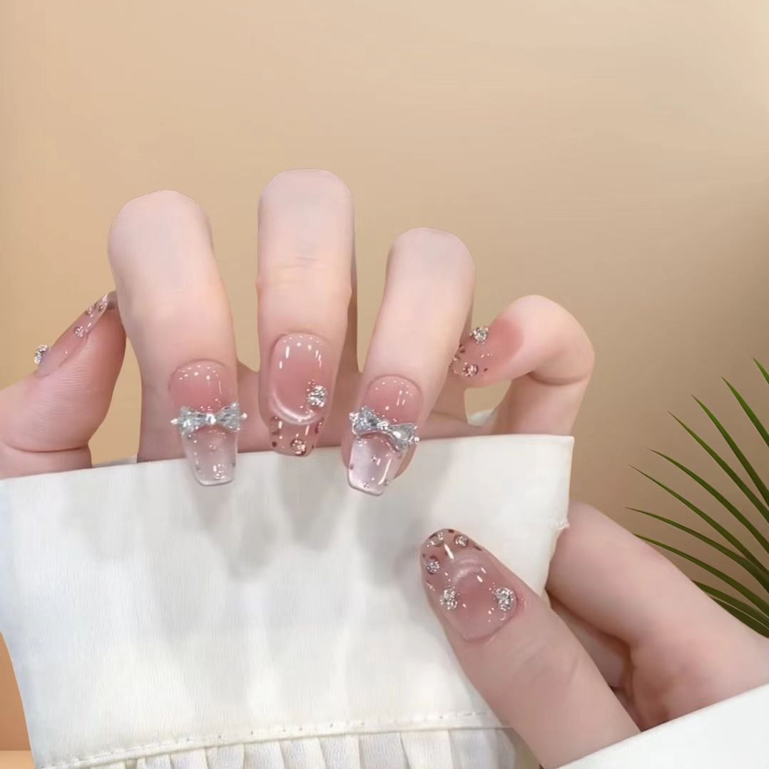 Glittering and Decorated Artificial Nails Stornfield