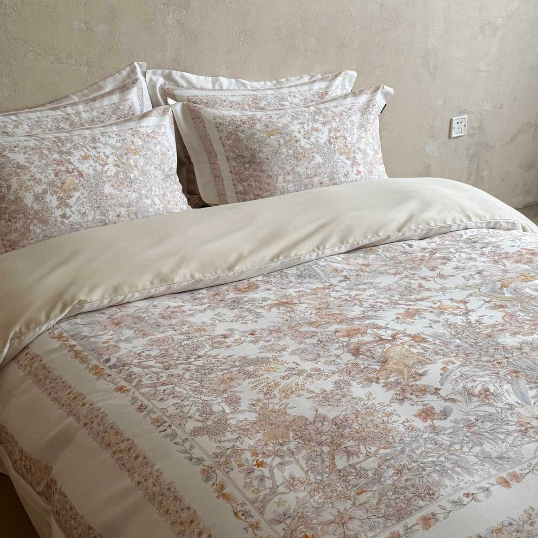 Elegant cotton satin bedding set
