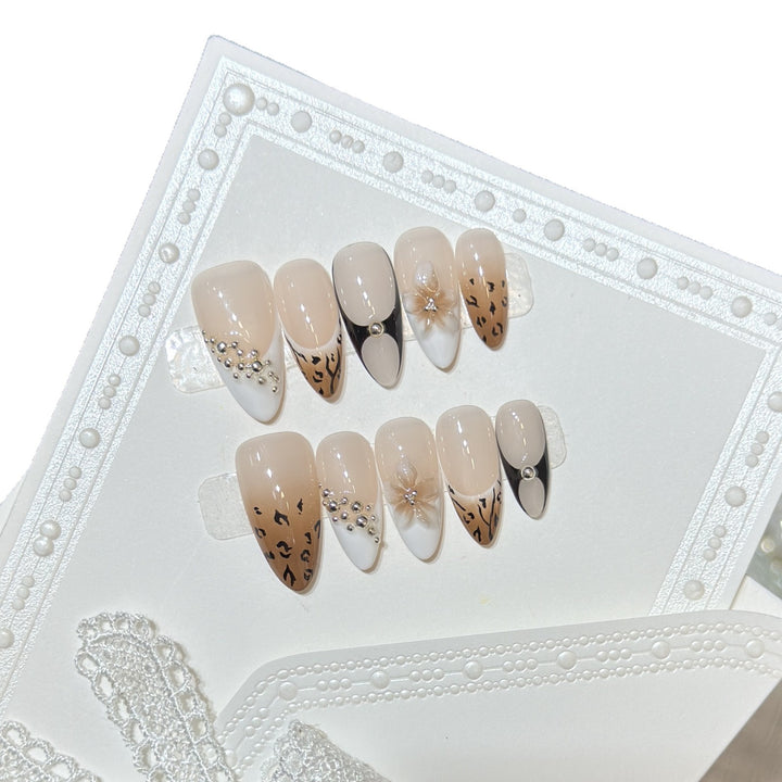 Artistic Leopard-Print Press-On Nail Set Stornfield