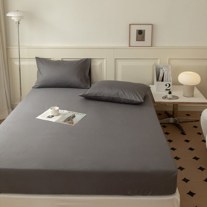 Extra-deep Jersey fitted sheet with premium cotton blend and all-around elastic