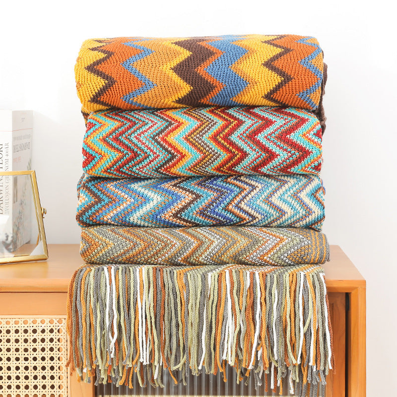 Ladies Decorative Zigzag Pattern Blanket Stornfield