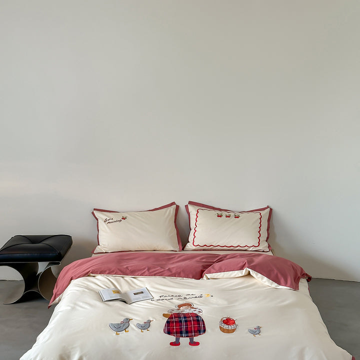 Children's bedding set with charming illustration embroideries and fine satin quality