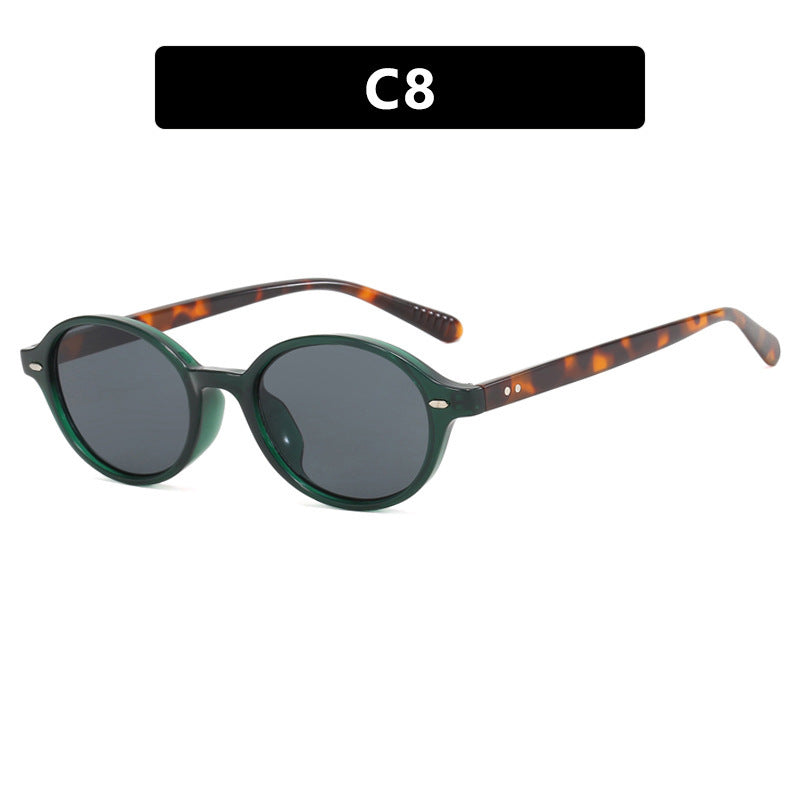 Retro Inspired Round Sunglasses Stornfield