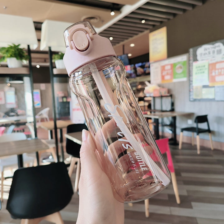 Women’s sporty water bottle with innovative closure Stornfield