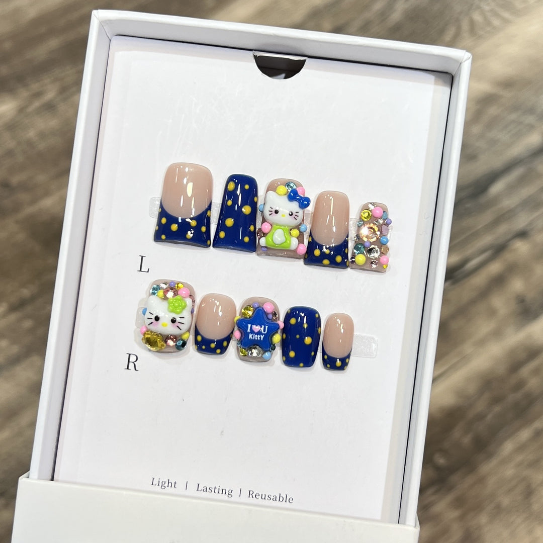 Decorative Floral Stiletto Press-On Nail Set Stornfield
