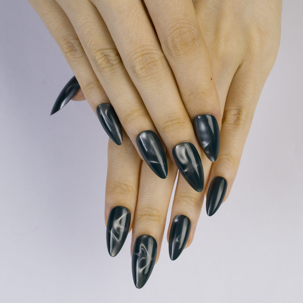 Artificial Nails in Stylish Stiletto Design Stornfield