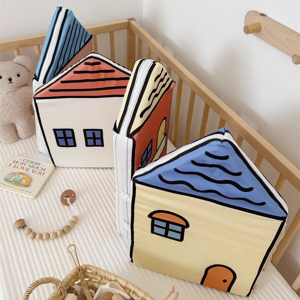 House-shaped seat and back cushions made of plush with checkered pattern