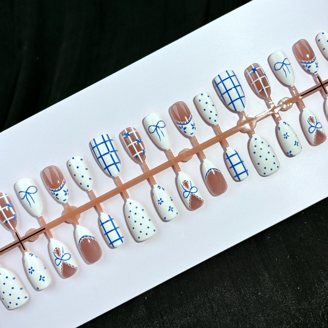 Patterned Press-On Nail Set