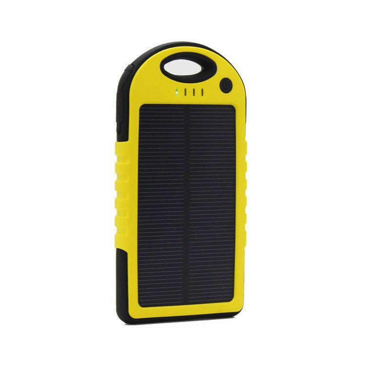 Robust Solar Powerbank Stornfield