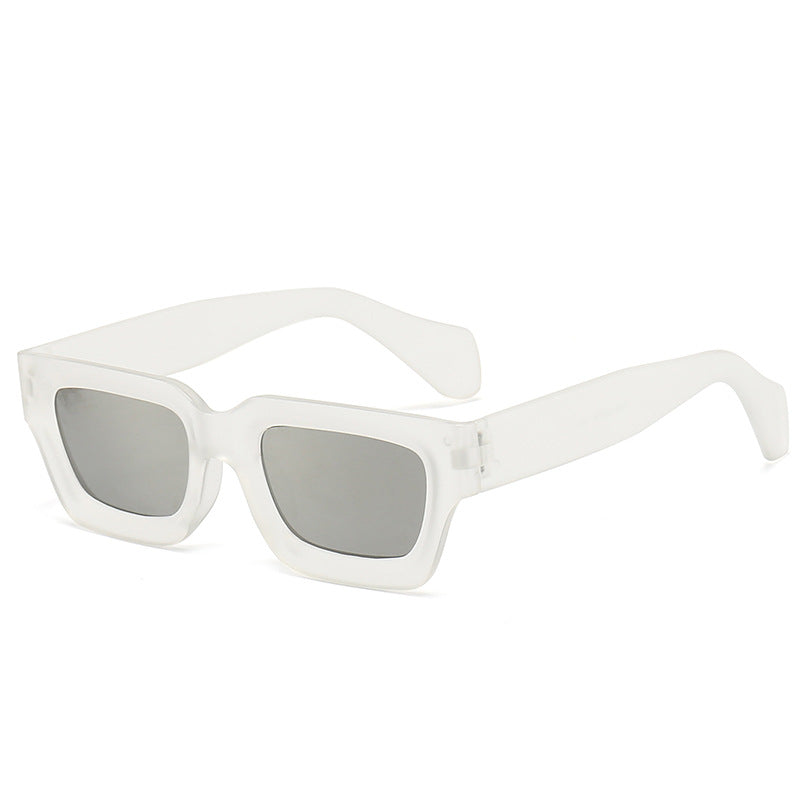 Women's trendy sunglasses with sturdy and transparent frame Stornfield
