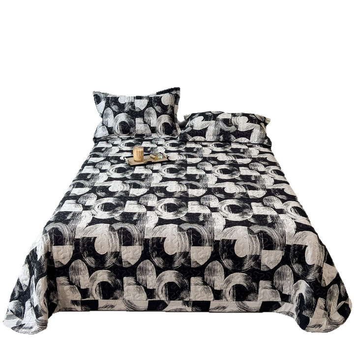 Quilted Bedspread and Pillow Sham Set with Scallop Stitching and Lightweight Microfiber