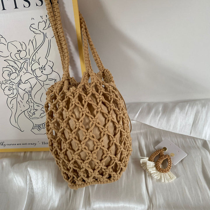 Hand-knotted tote bag with unusual mesh design Stornfield