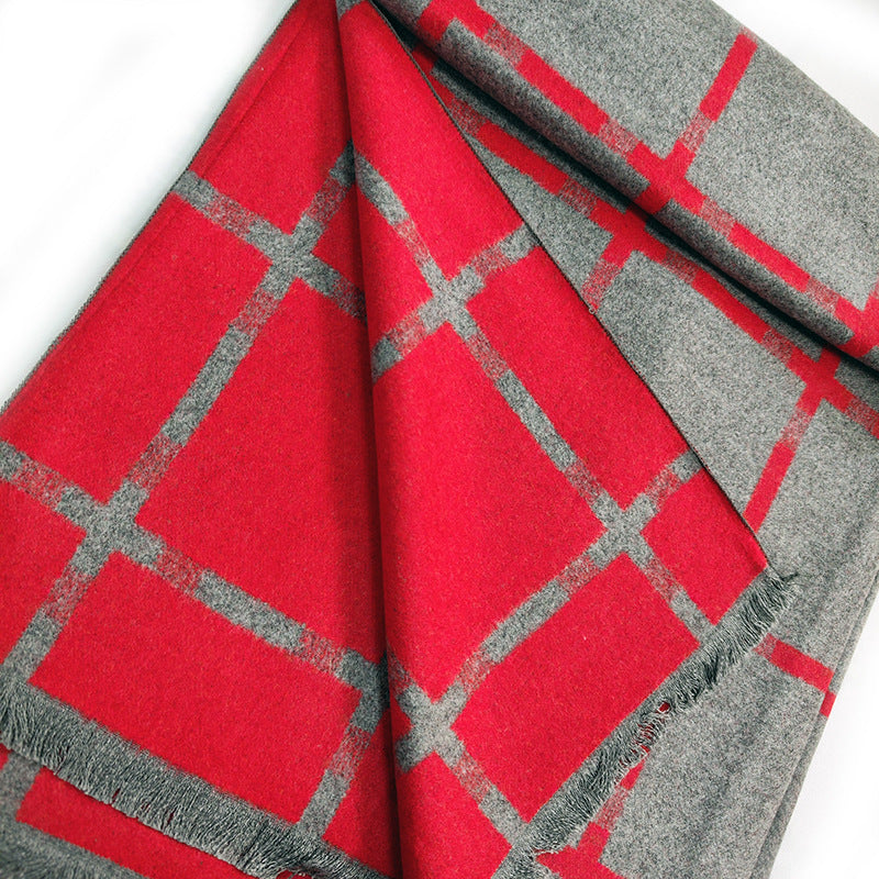 Women's Elegant and Warm Scarf with Modern Check Pattern Stornfield
