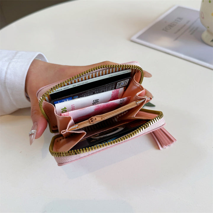 Compact Heart Patterned Zip Wallet
