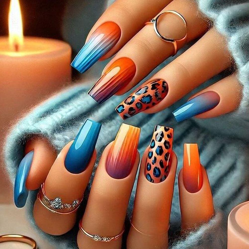 Artificial nails with striking gradient and stylish accents Stornfield