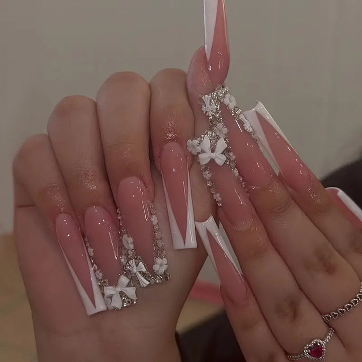 Glamorous Long Stiletto Press-On Nail Set Stornfield