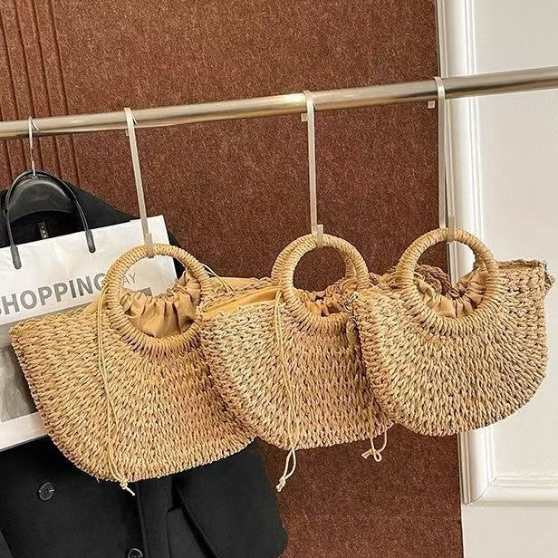 Handmade basket bag with light ruffles Stornfield