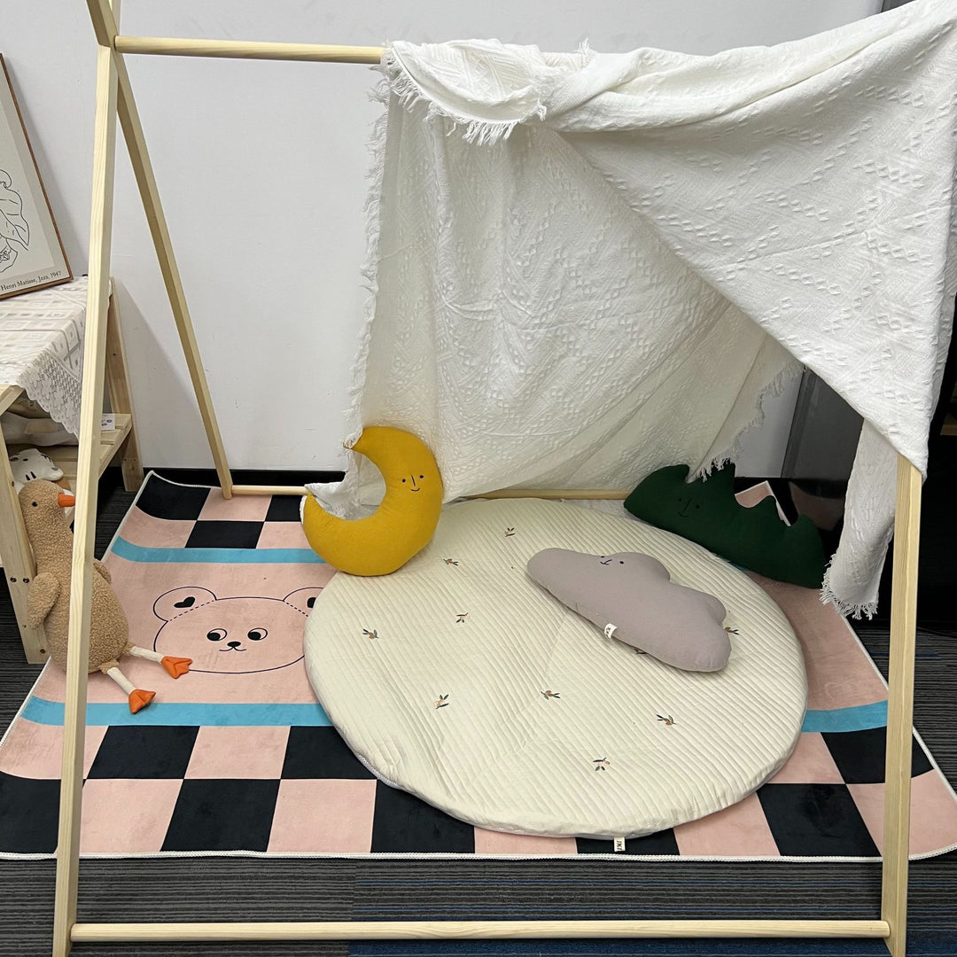 Round Educational Baby Play Rug with Alphabet Border and Bear Illustration