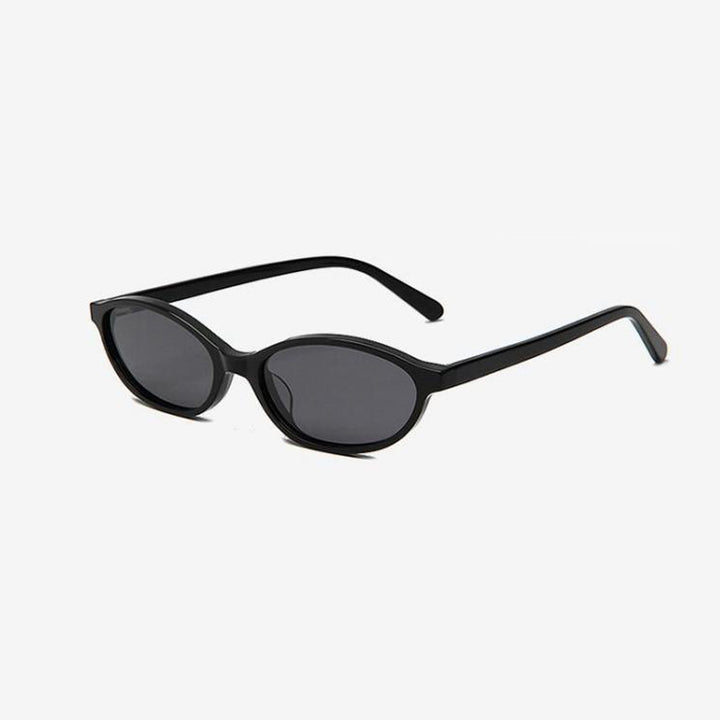 Women's stylish sunglasses in contemporary oval design Stornfield
