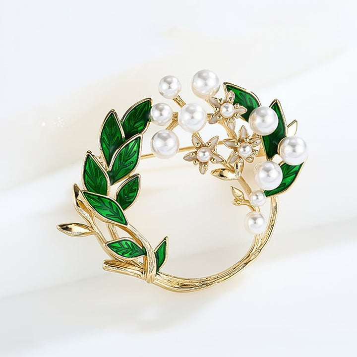 Exquisite Flower Brooch Stornfield