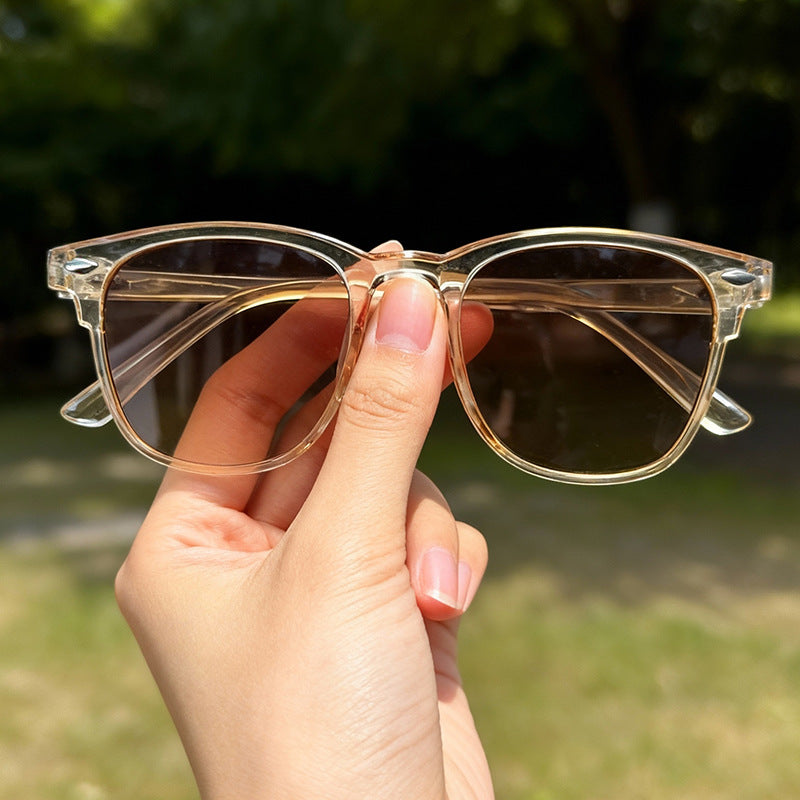 Trendy Animal Print Sunglasses Stornfield