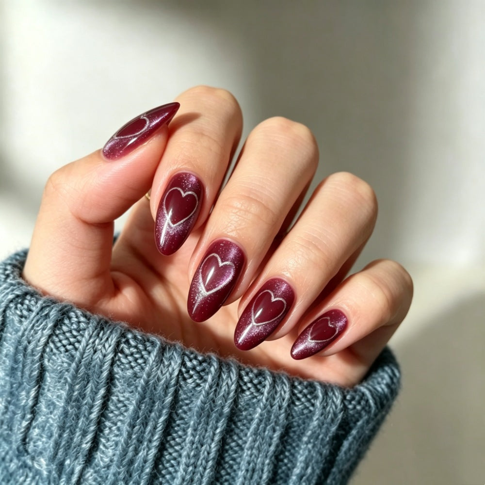 Artificial nails with romantic heart design Stornfield