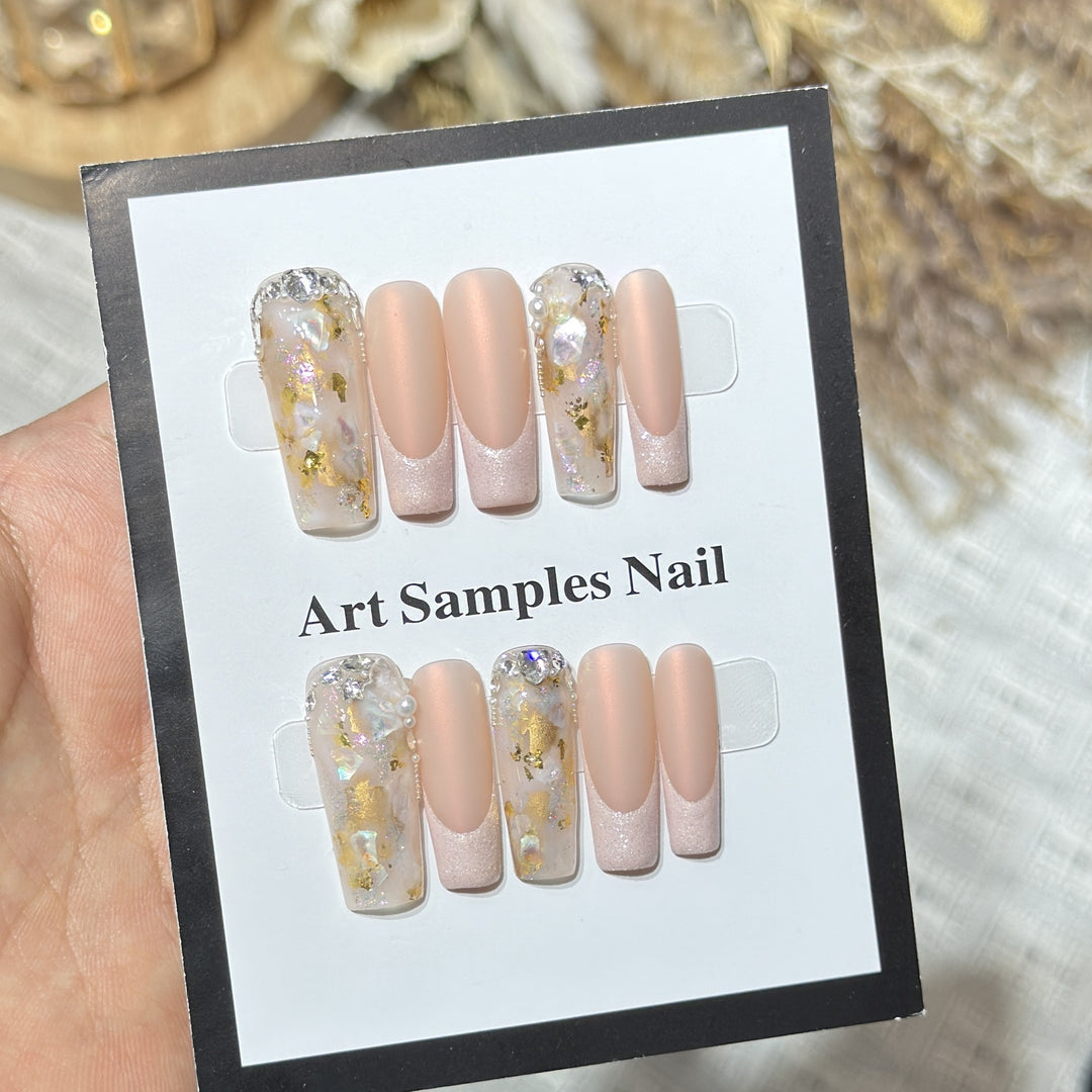 Luxurious Decorative Press-On Nail Set with Artistic Elements Stornfield