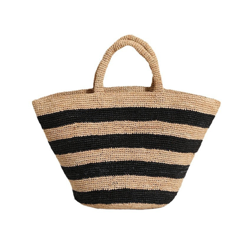 Braided beach bag with modern striped pattern Stornfield