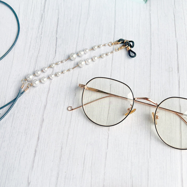 Pearl-Accented Eyewear Holder Chain Stornfield