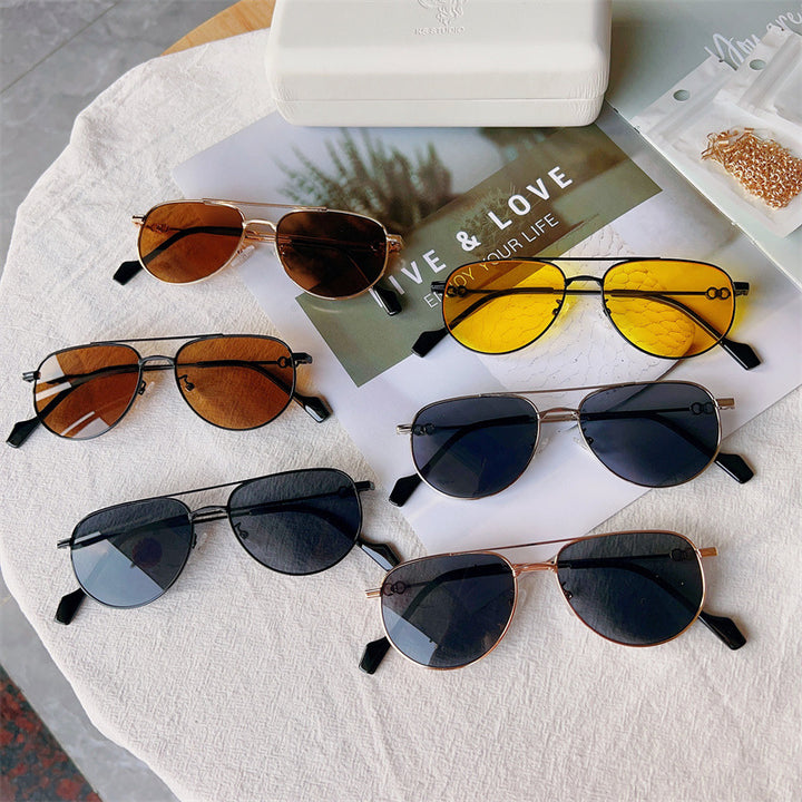Vintage-Inspired Aviator Sunglasses Stornfield
