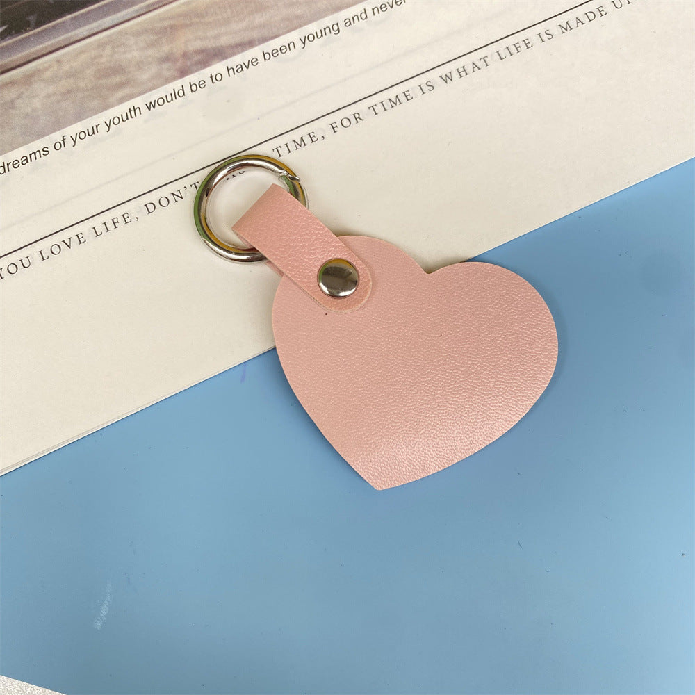 Premium Heart-Shaped Leather Keychain Stornfield