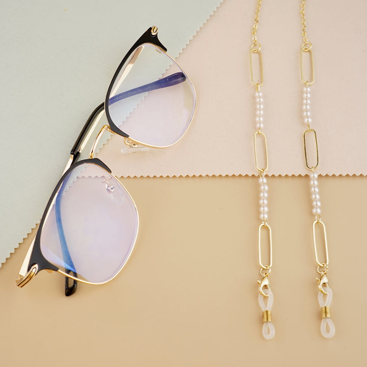 Elegant Pearl and Link Eyewear Chain Stornfield