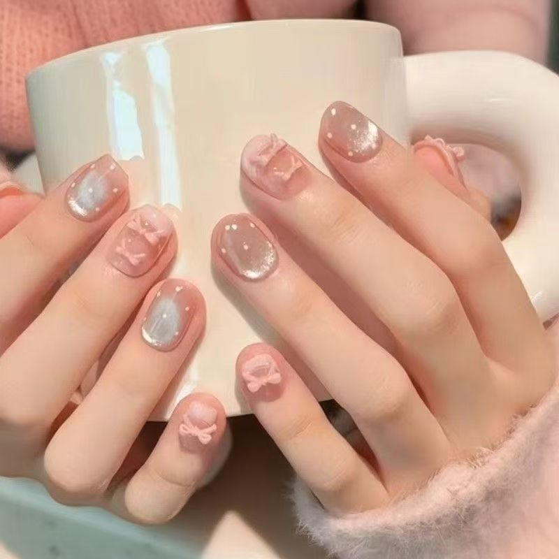 Elegant Press-On Nail Art Collection Stornfield