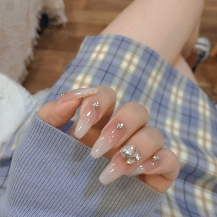 Festive Nail Art Press-Ons Stornfield