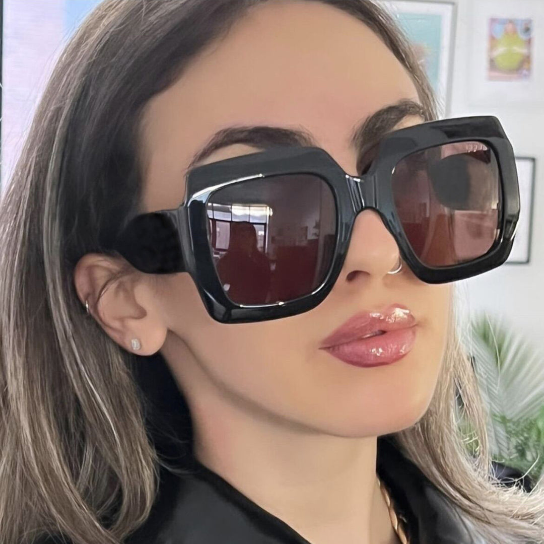 Women's oversized sunglasses with square frames and UV protection Stornfield
