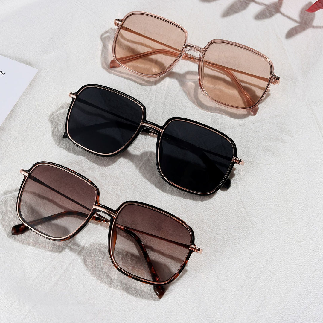 Women's square sunglasses with high-quality plastic frame and UV protection Stornfield