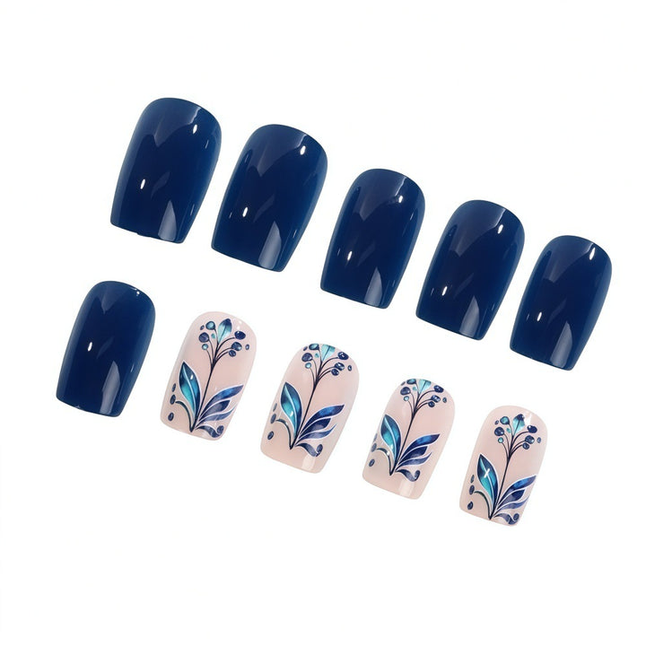 Artificial nails with floral details Stornfield