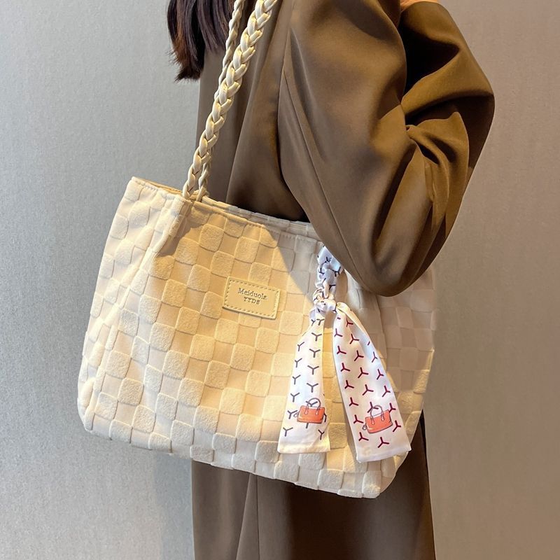Woven Handcrafted Tote Stornfield